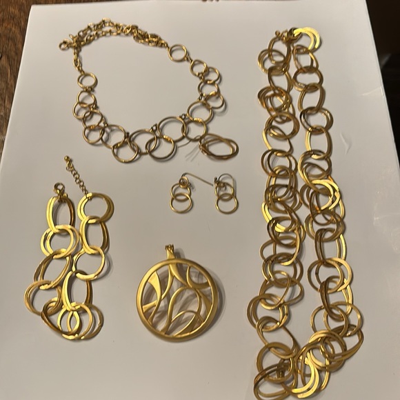 CALDWELL Retired Premier Designs hinged Bracelet - Picture 7 of 9